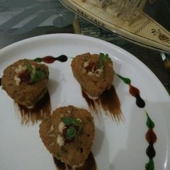 A picture of Cheesy veg. Muffins.