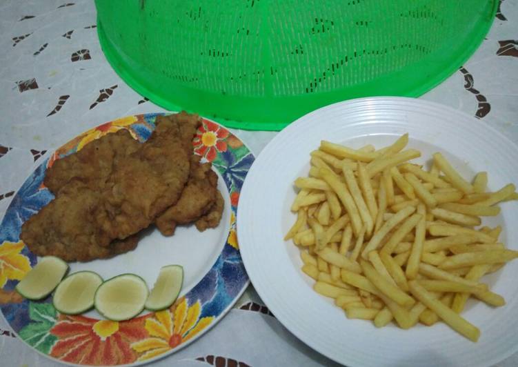 Bagaimana Menyiapkan Wiener schnitzel with french fries Anti Gagal