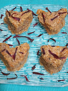 A picture of Bottle Gourd, Carrot & Beetroot Halwa.