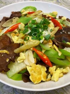 雙椒絲瓜小炒 的食譜成品照片
