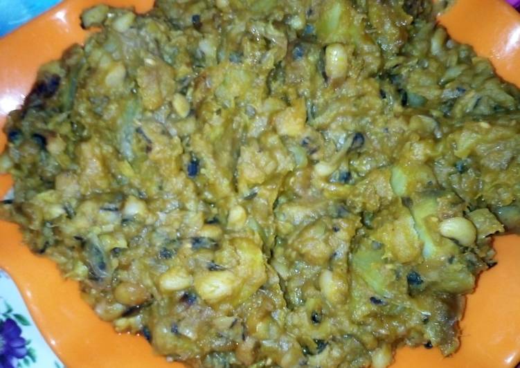 Recipe of Ultimate Porridge Beans mixed with Sweet Potatoes and Ripe Plantain