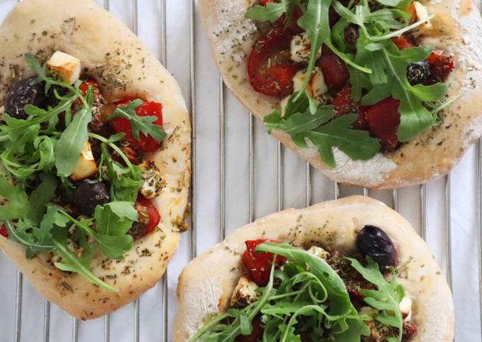 Belegte und überbackene Dinkelbrötchen Rezept von back.zeit - Cookpad