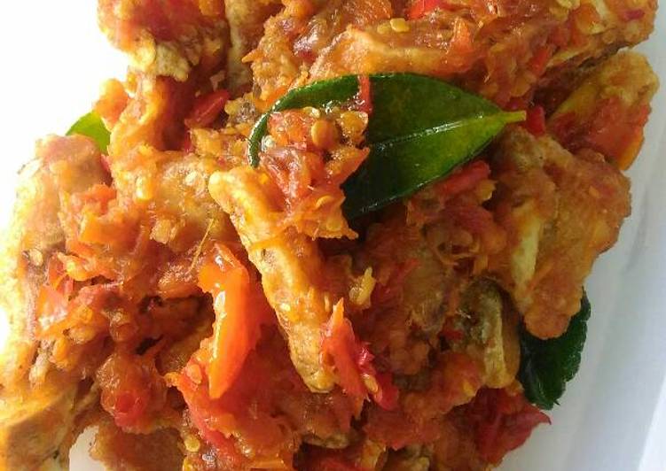 Sambal Ikan Asin Jambal Roti