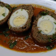 A picture of Chicken Nargisi kofta.