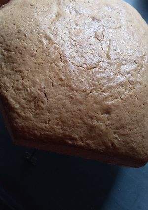 A picture of Orange vanilla cake #4weekschallenge.