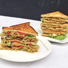 A picture of Chicken sandwich.