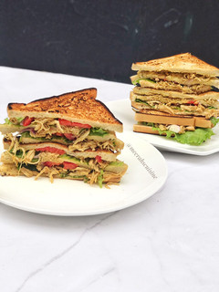 A picture of Chicken sandwich.