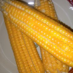 A picture of Boiled corn.