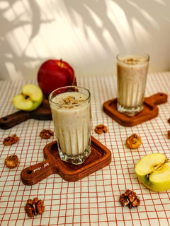 عکسی از دستور اسموتی انجیر و سیب 🍎