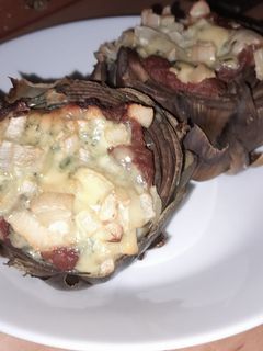 Una foto de Alcachofas con Roquefort
