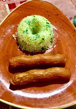 Una foto de Arroz con limón y perejil
