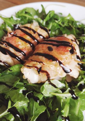 Foto di Involtini di petto di pollo e pancetta con cuore filante