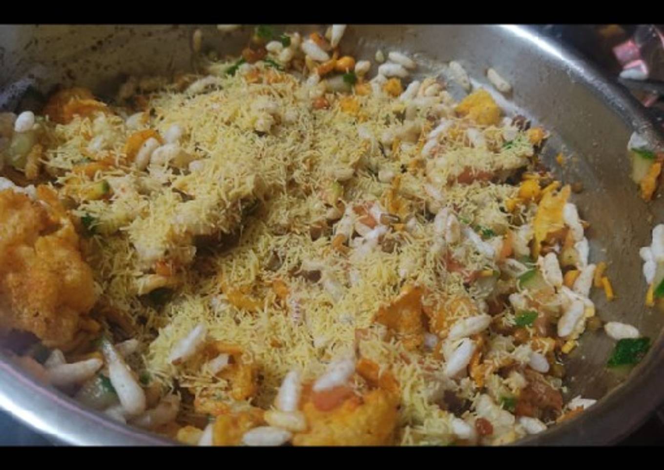 Healthy moong salad bhel