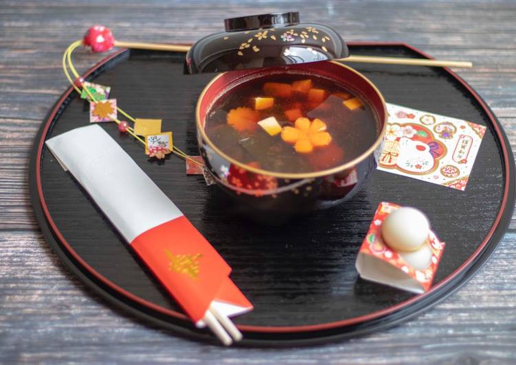 Japanese new year soup 2020 (Ozoni �?�雑煮)