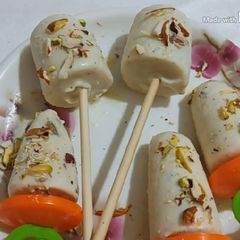 Without Mava Delicious Kulfi Recipe A picture of Without Mava Delicious Kulfi Recipe.