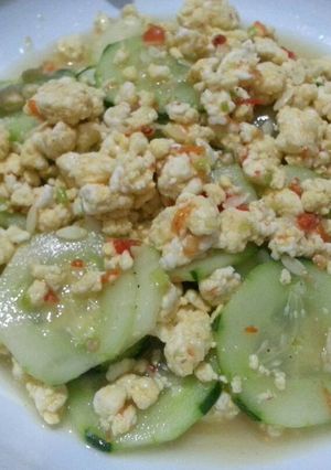 Foto resep Timun tumis telur