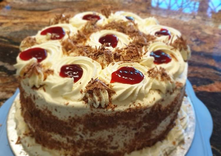 How to Prepare Ultimate Black Forest Cake