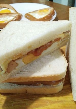 รูปของ แซนวิสไส้กรอกไข่ดาวชีส #13