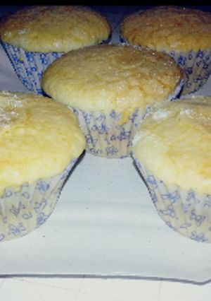 Una foto de Cupcakes de vainilla súper esponjosos