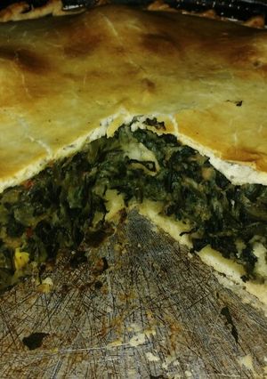 Una foto de Tarta de acelga y atún