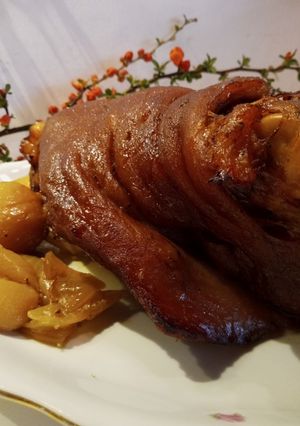 🍺Sörben pácolt csülök, római tálban🍖 recept fotója