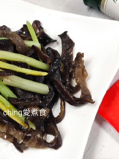 5分鐘上菜-木須炒芹菜(素食可) 的食譜成品照片