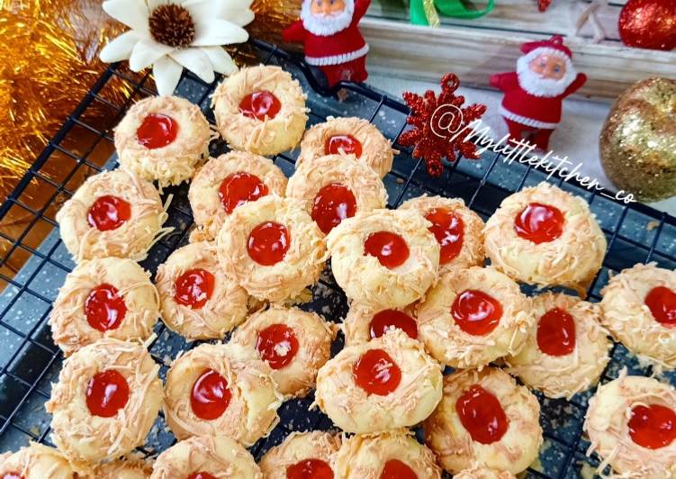 Resep #78 Strawberry Thumbprint Cookies, Bisa Manjain Lidah