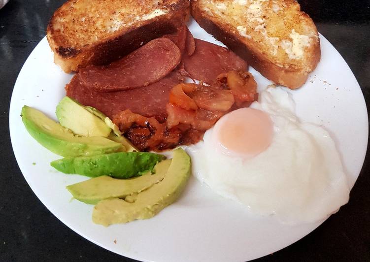 My Bacon Grill & Avocado Breakfast.π