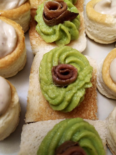 Foto principal de Tosta de aguacate y anchoas