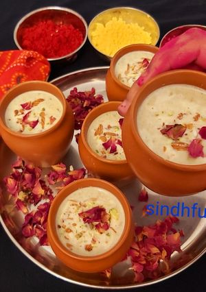 A picture of Kesar Thandai.