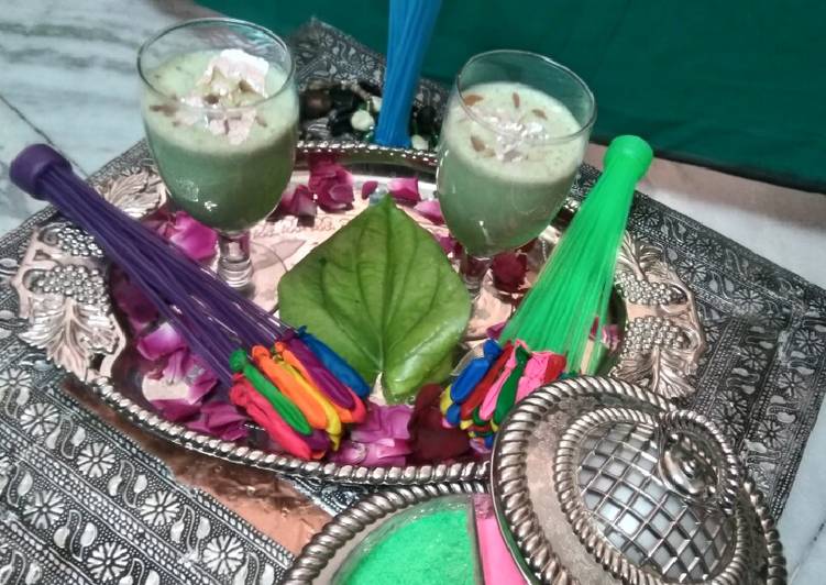 Simple Way to Prepare Quick Paan Thandai