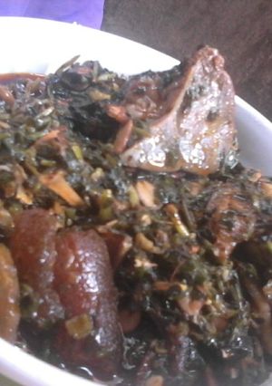 A picture of Efere Atidot (Bitter leaf and water leaf vegetable soup).