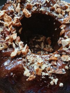 صورة لوصفة كيكة التمر بالجوز مع صوص دبس التمر ☺😋