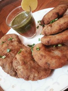 A picture of Cheese kabab.