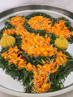 કેસર મોદક (Saffron Modak Recipe In Gujarati) રેસીપી મુખ્ય ફોટો