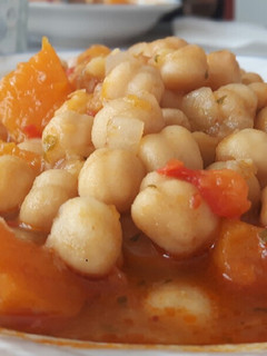 Una foto de Garbanzos con calabaza