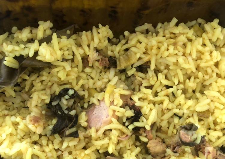 Langkah Mudah untuk Menyiapkan Nasi Kuning Bakar, Enak Banget