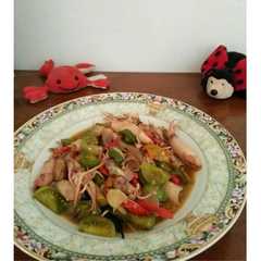 A picture of Tumis Cumi Asin.