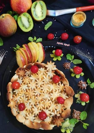 A picture of Rabri Apple Kiwi Pie.