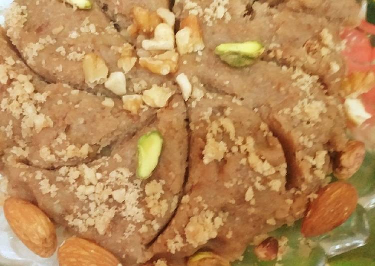 Dry fruits nuts halwa