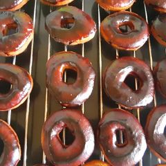 A picture of Chocolate doughnuts.