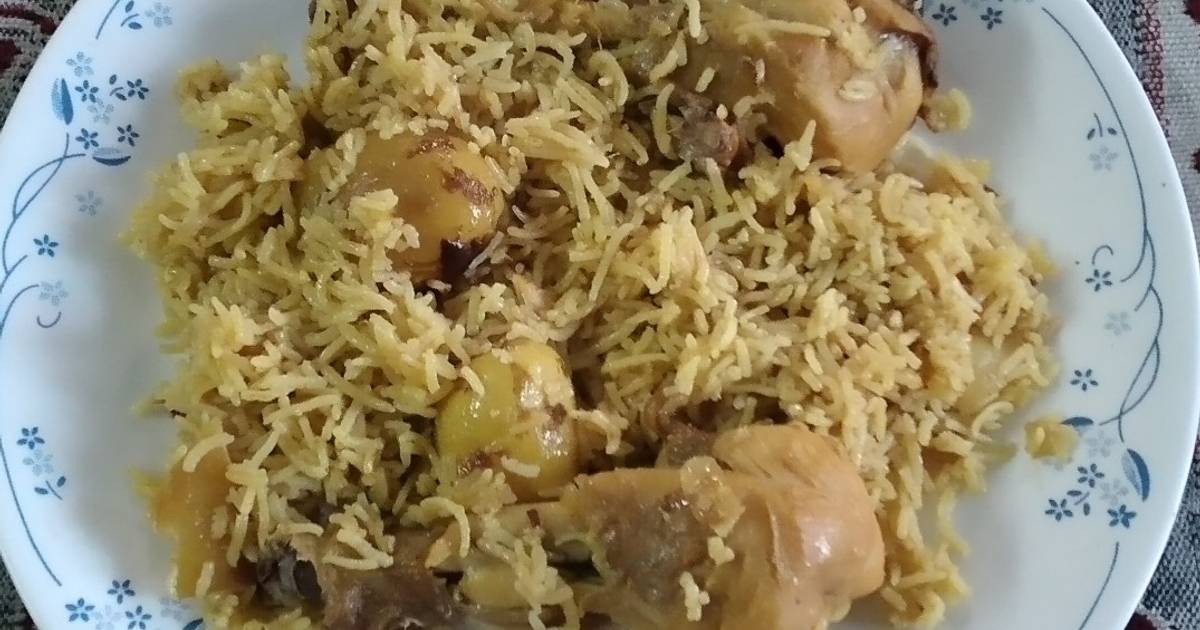 Chicken Biryani With Potatoes Recipe By Susmita Roychowdhury Cookpad