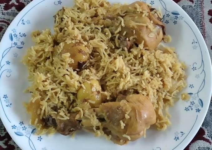 Chicken biryani with potatoes