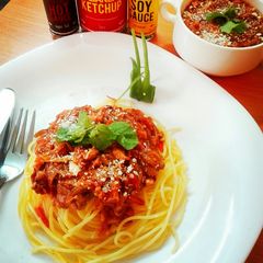 A picture of Red Meat Sauce Spaghetti.