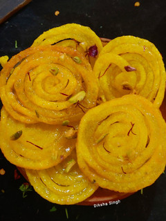 बनारसी जलेबी (Banarasi jalebi recipe in hindi) रेसिपी मुख्य फोटो