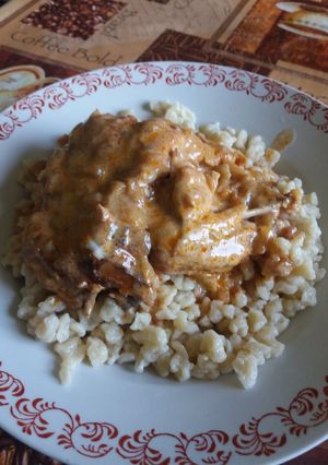 Paprikás csirke nokedlivel recept fotója