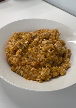 Una foto de Arroz Meloso con Pollo y Verduras para una Persona