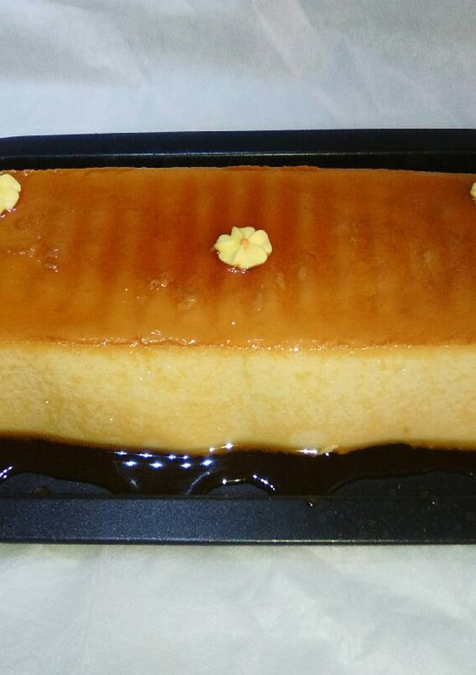 Una foto de Flan de turrón de yema tostada, en la Monsieur cuisine