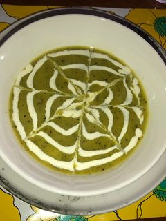 Una foto de Crema de zapallito y leche de almendras