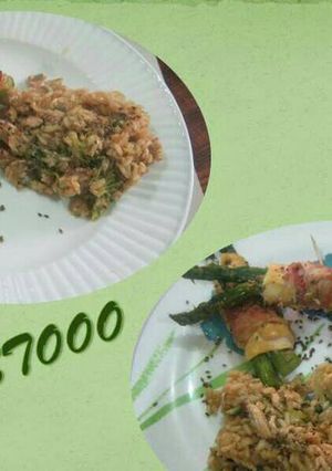 Una foto de Espárragos envueltos en pollo y tocino